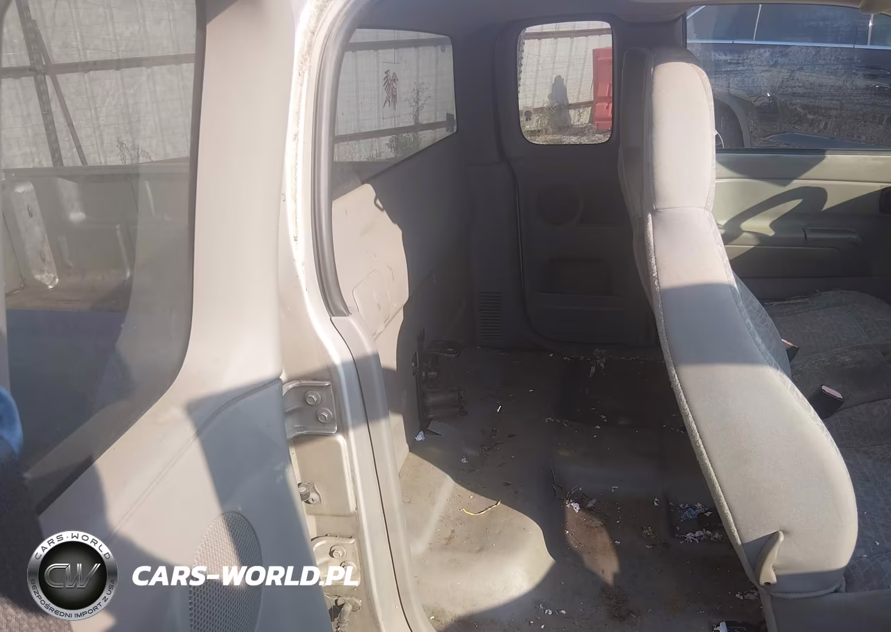 2005 Chevrolet Colorado VIN:1GCCS198758272236 - 8