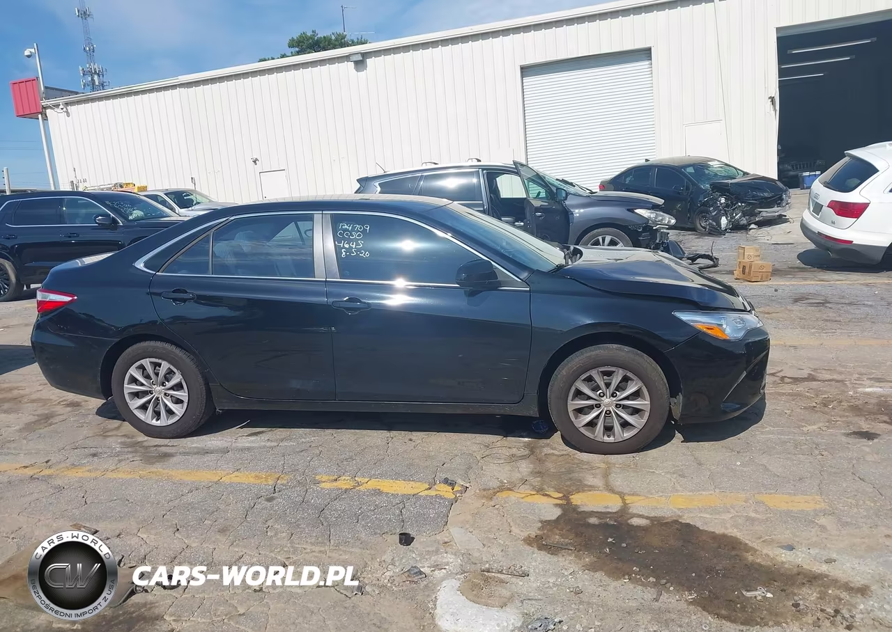 2017 Toyota Camry Le VIN:4T1BF1FK6HU704645 - 13