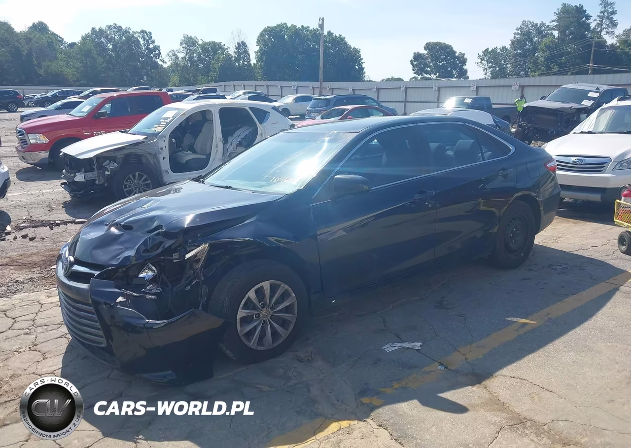 2017 Toyota Camry Le VIN:4T1BF1FK6HU704645 - 2
