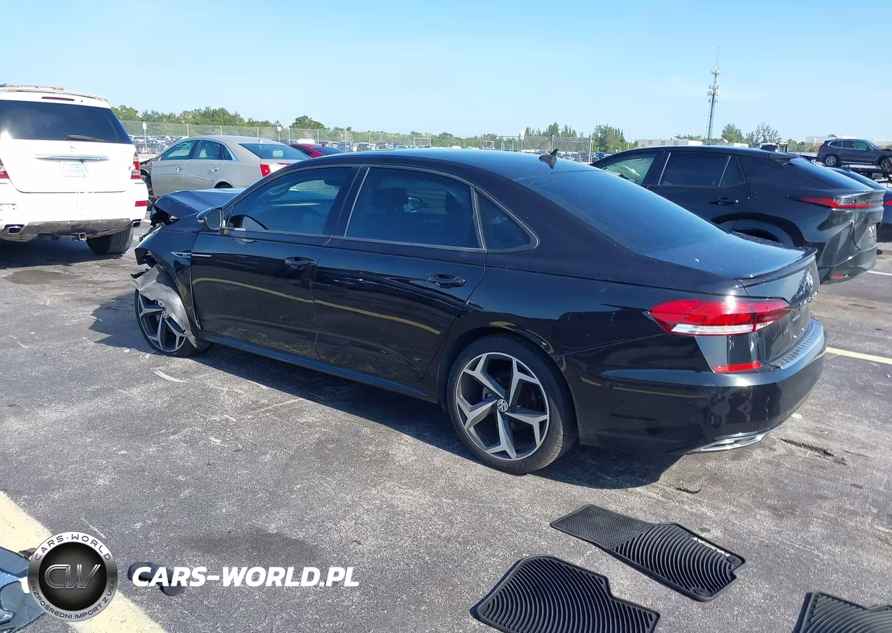 2021 Volkswagen Passat 2.0T R-Line VIN:1VWMA7A32MC003628 - 3