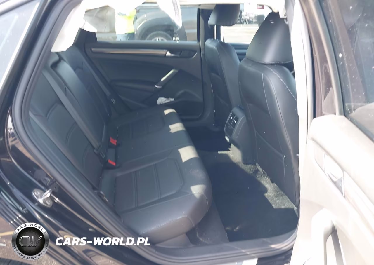 2021 Volkswagen Passat 2.0T R-Line VIN:1VWMA7A32MC003628 - 8