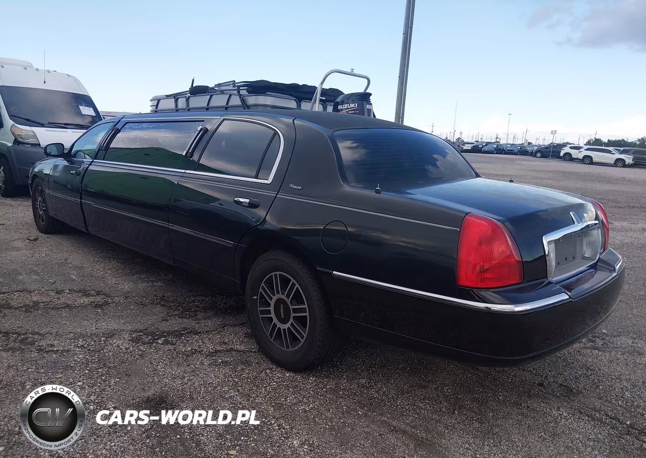 2006 Lincoln Town Car Executive VIN:1L1FM88W26Y634729 - 3