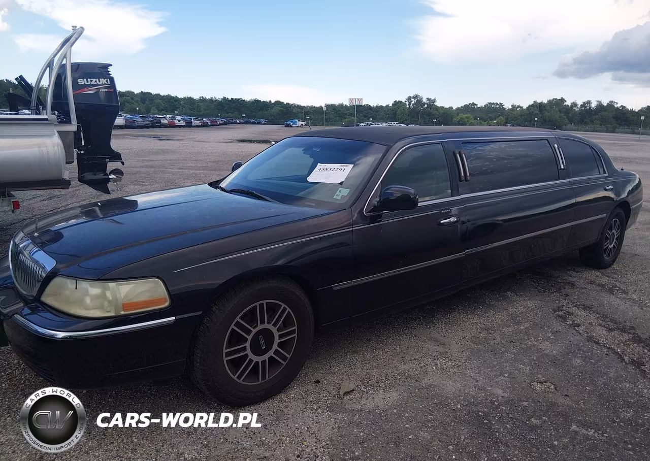 2006 Lincoln Town Car Executive VIN:1L1FM88W26Y634729 - 6
