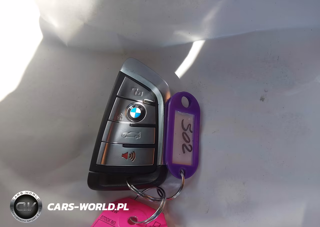 2022 BMW X5 xDrive40I VIN:5UXCR6C03N9L94631 - 11