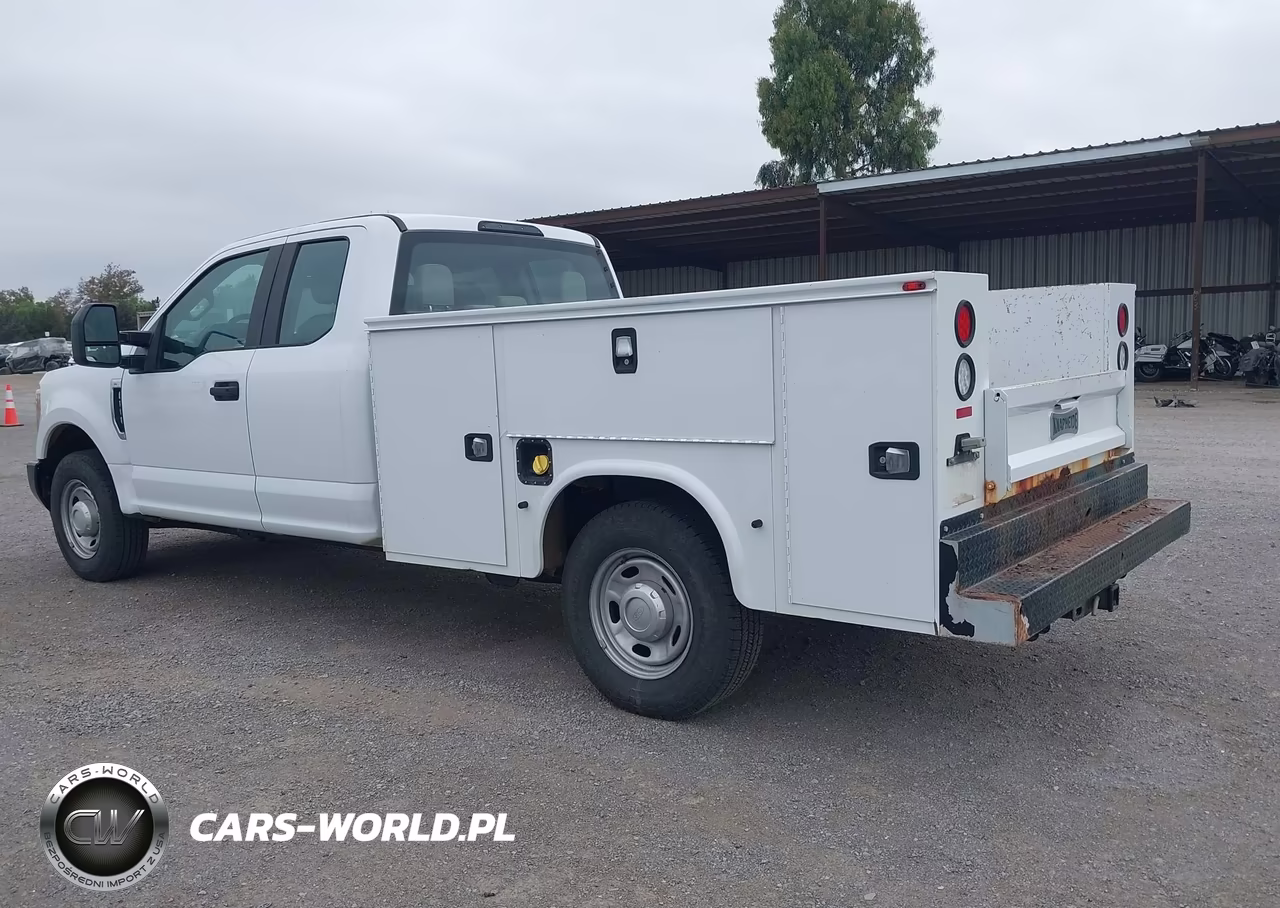 2017 Ford F-350 Xl VIN:1FD8X3A68HEE29044 - 3