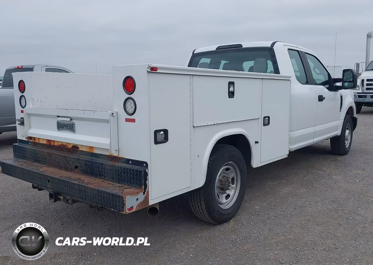 2017 Ford F-350 Xl VIN:1FD8X3A68HEE29044 - 4