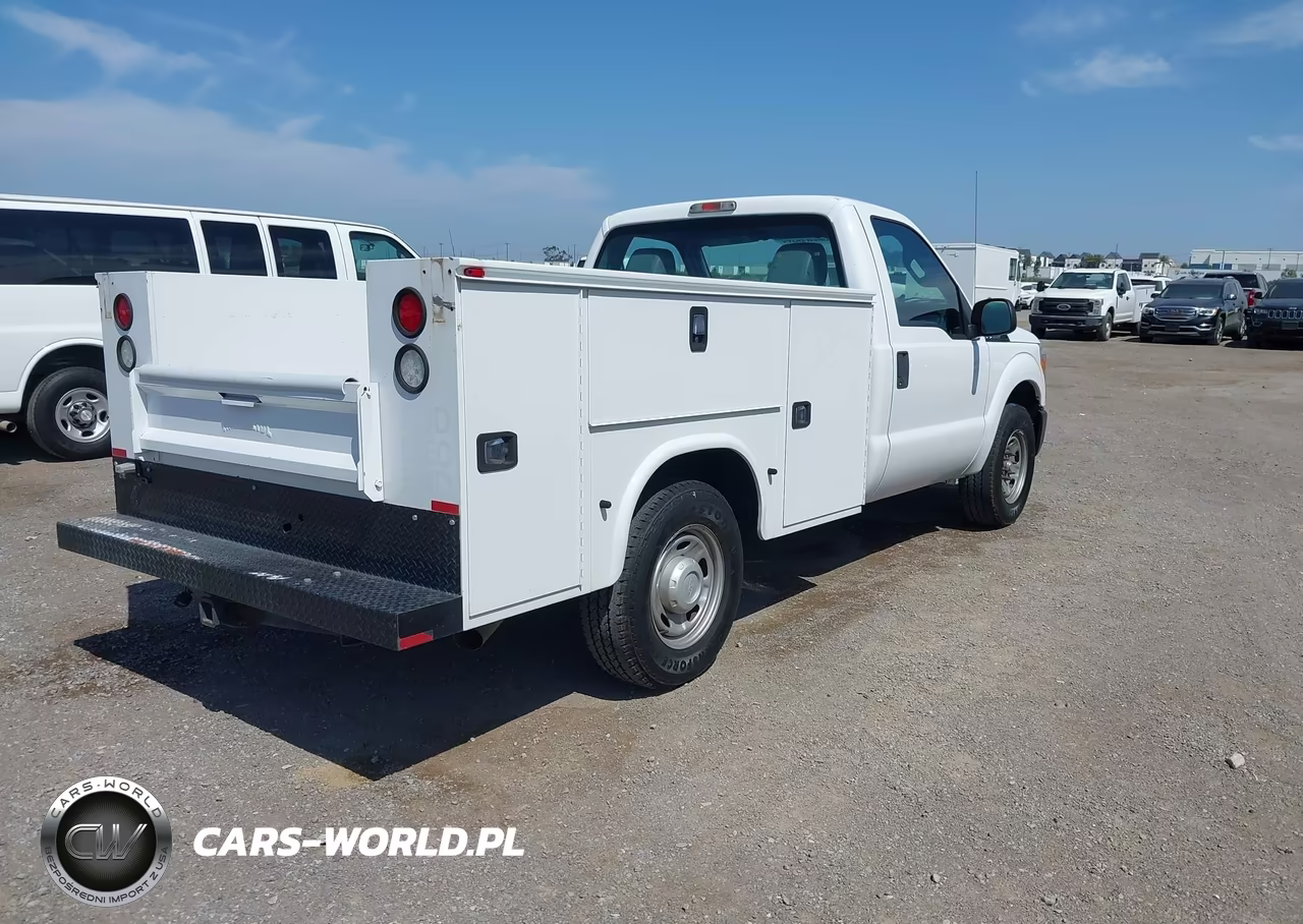 2016 Ford F-250 Xl VIN:1FDBF2A65GED31154 - 4