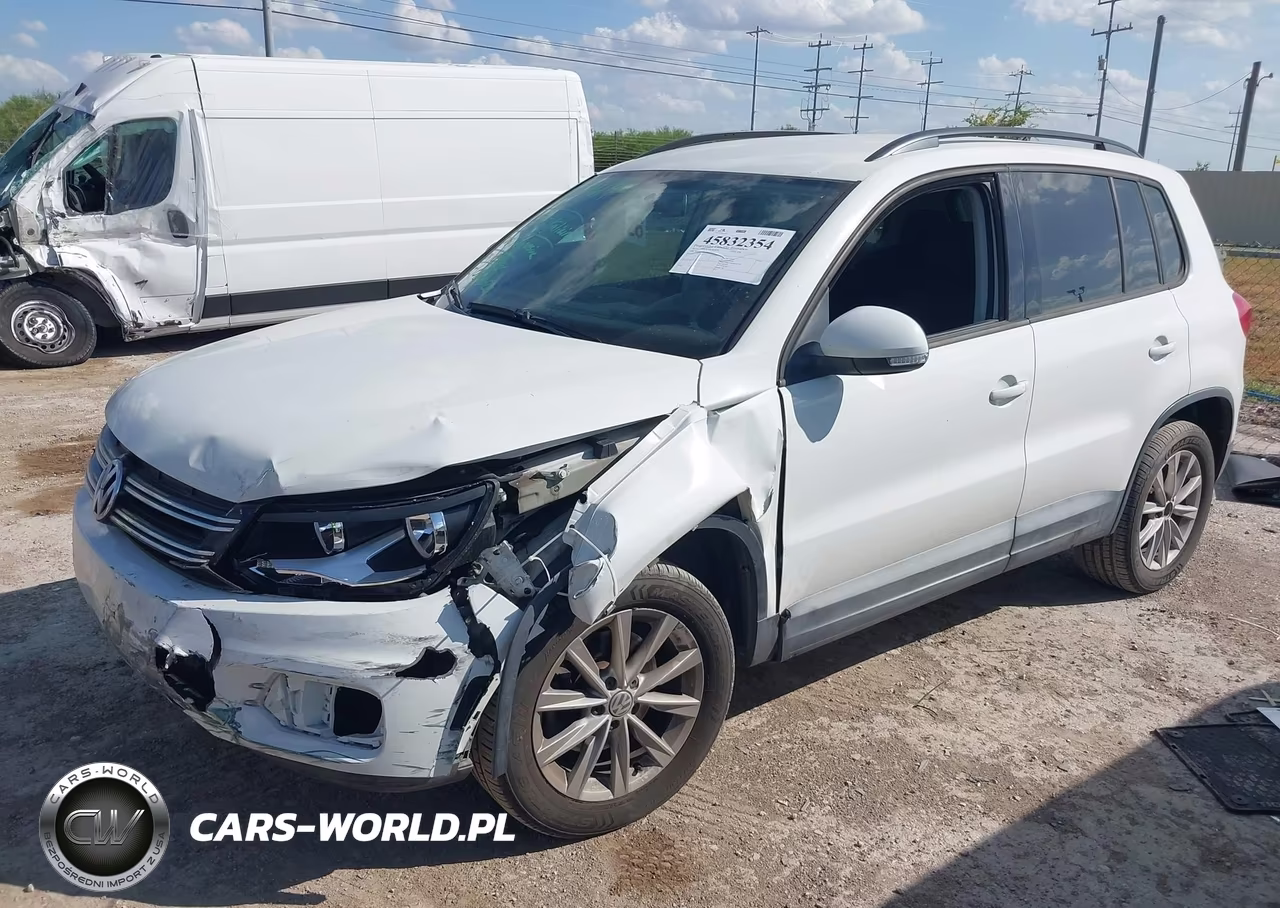2017 Volkswagen Tiguan 2.0T-2.0T S VIN:WVGAV7AX2HK046502 - 2