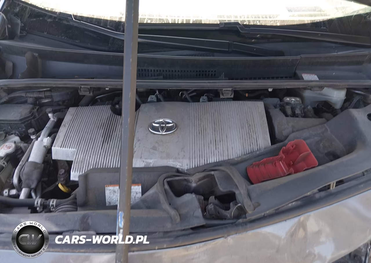 2021 Toyota Prius Prime Limited VIN:JTDKAMFP2M3165523 - 10
