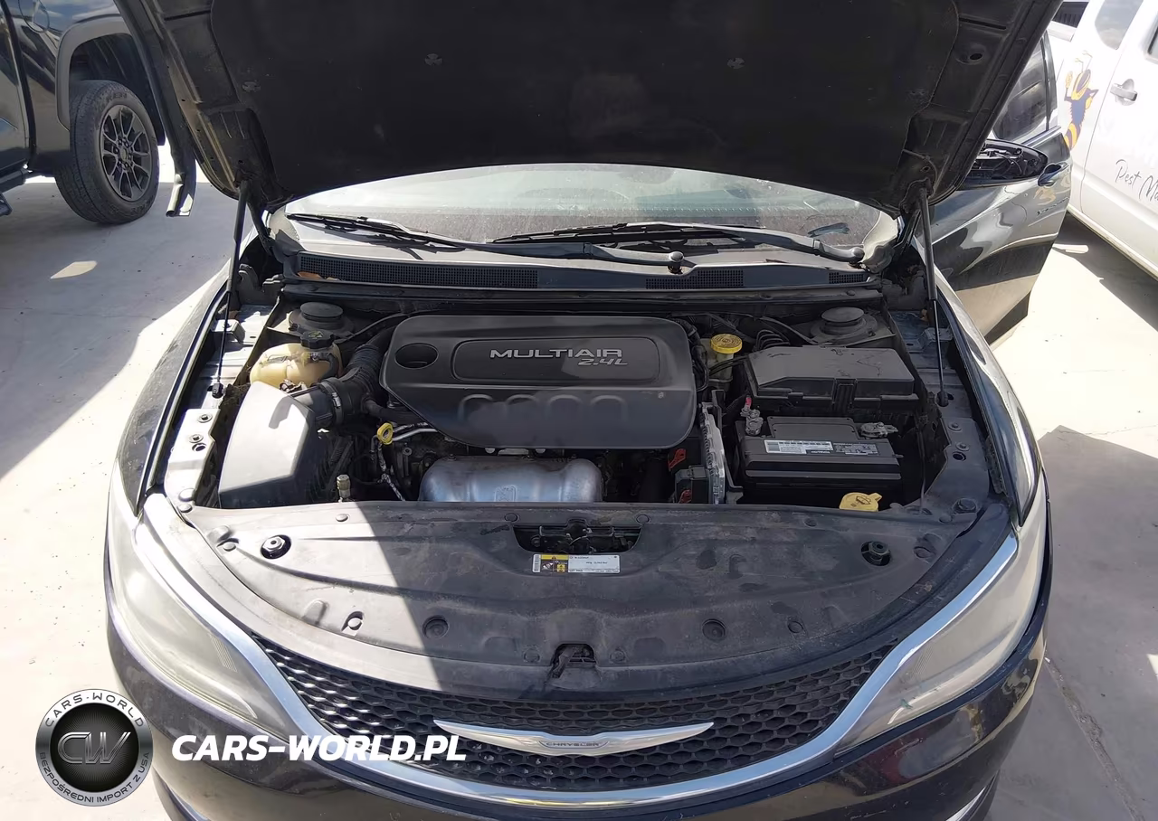2015 Chrysler 200 Limited VIN:1C3CCCAB6FN669654 - 10