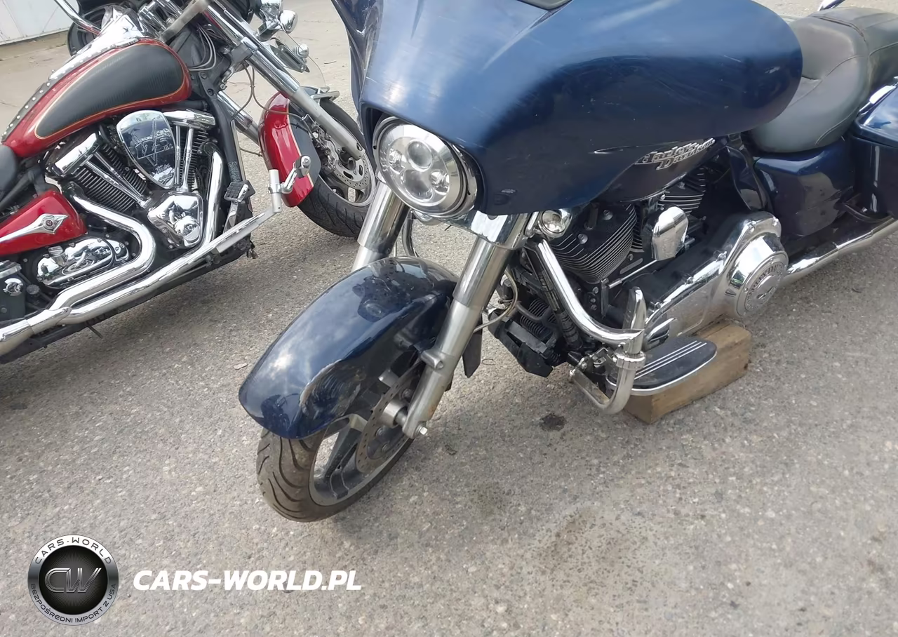 2014 Harley-Davidson Flhx Street Glide VIN:1HD1KBM14EB695168 - 2