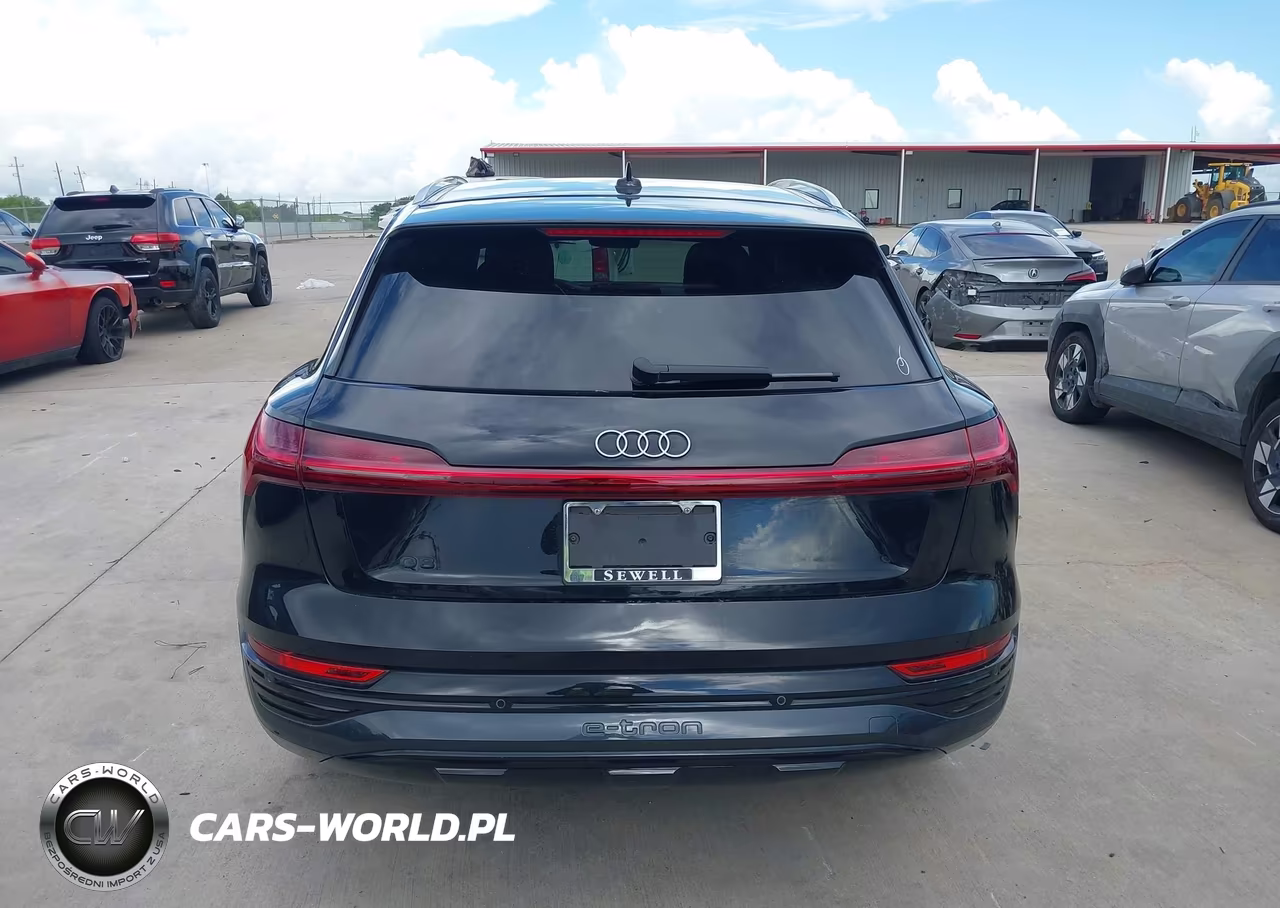 2024 Audi Q8 E-Tron Premium Plus Quattro VIN:WA15AAGE0RB033439 - 17