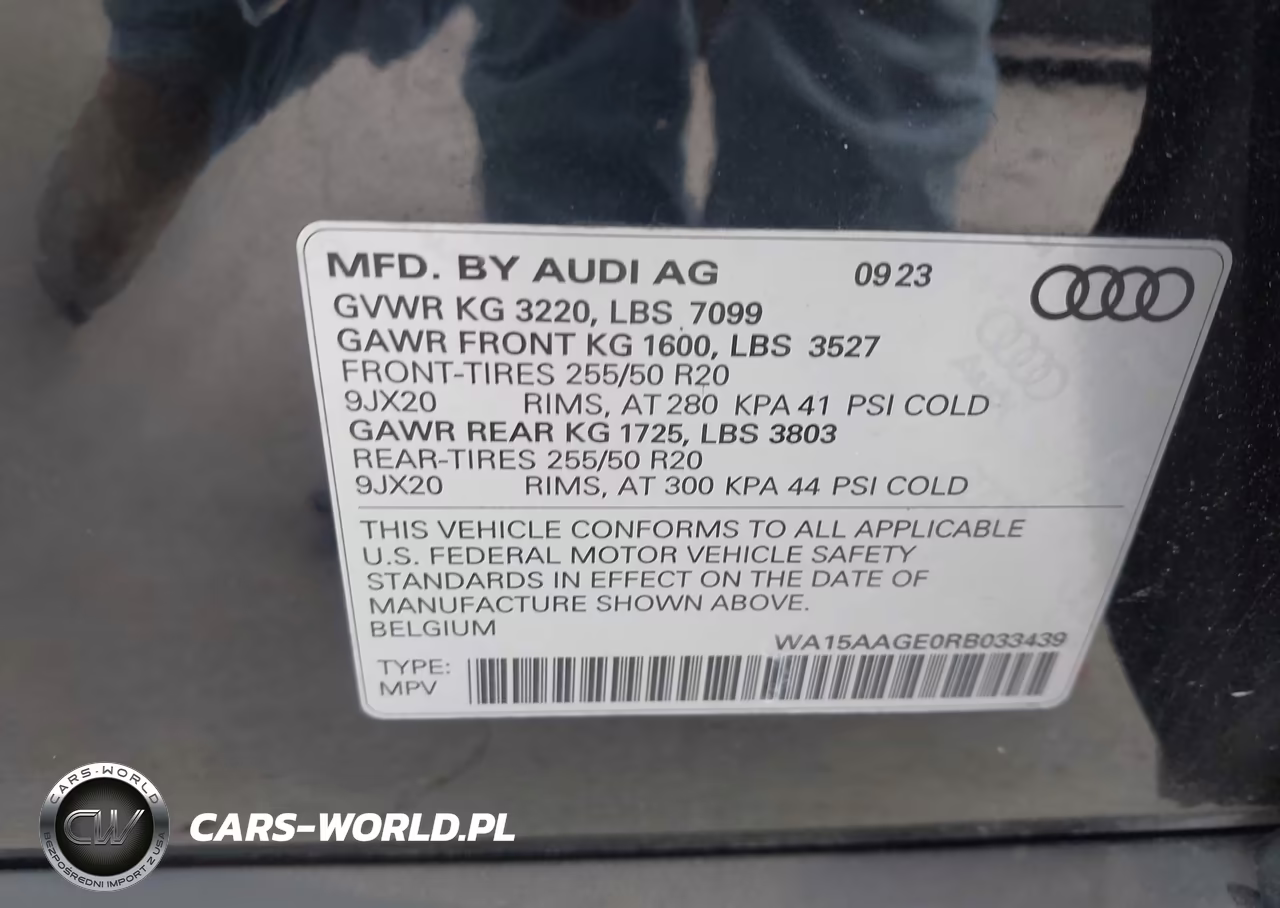 2024 Audi Q8 E-Tron Premium Plus Quattro VIN:WA15AAGE0RB033439 - 9