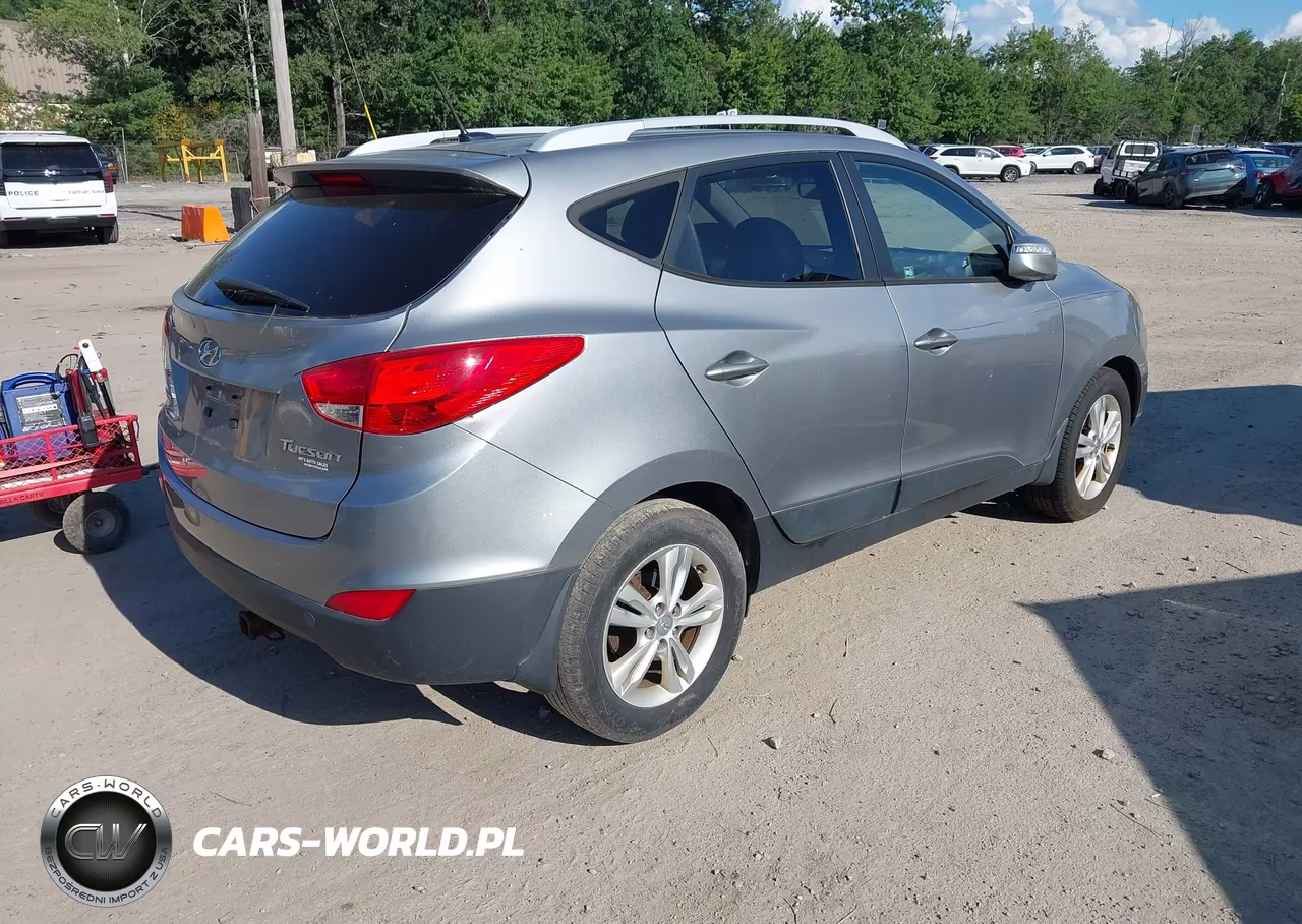 2013 Hyundai Tucson Gls VIN:KM8JU3AC5DU594470 - 4