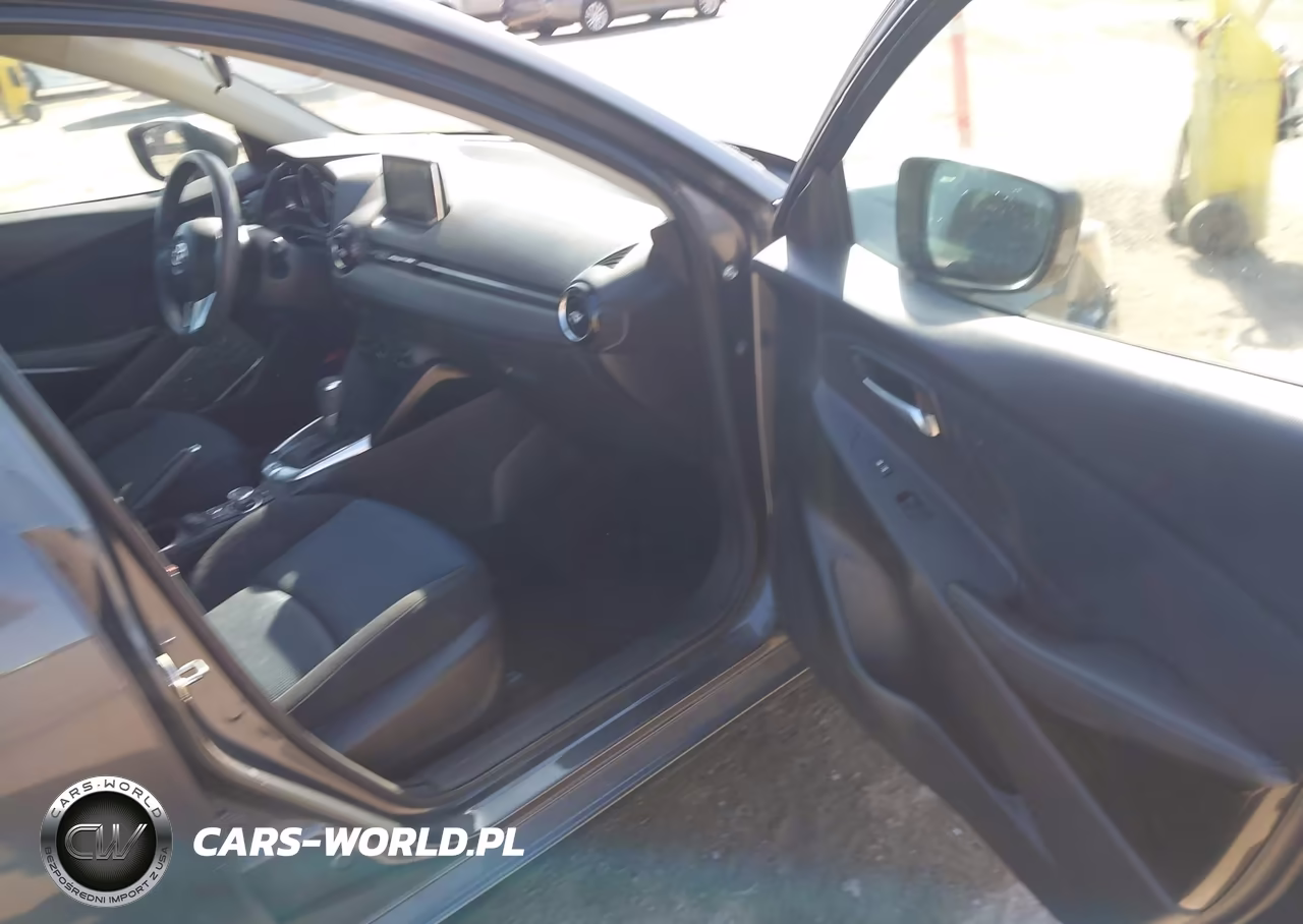 2017 Toyota Yaris Ia VIN:3MYDLBYV4HY181529 - 5