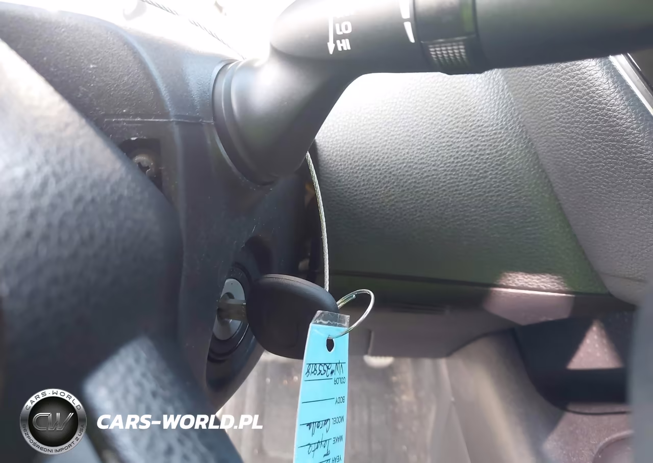 2021 Toyota Corolla Le VIN:5YFEPMAEXMP255818 - 11