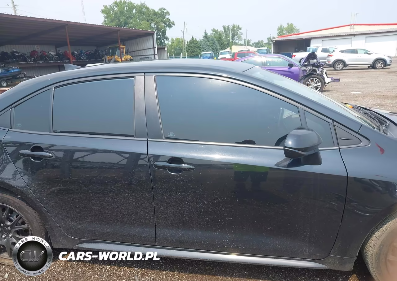 2021 Toyota Corolla Le VIN:5YFEPMAEXMP255818 - 13
