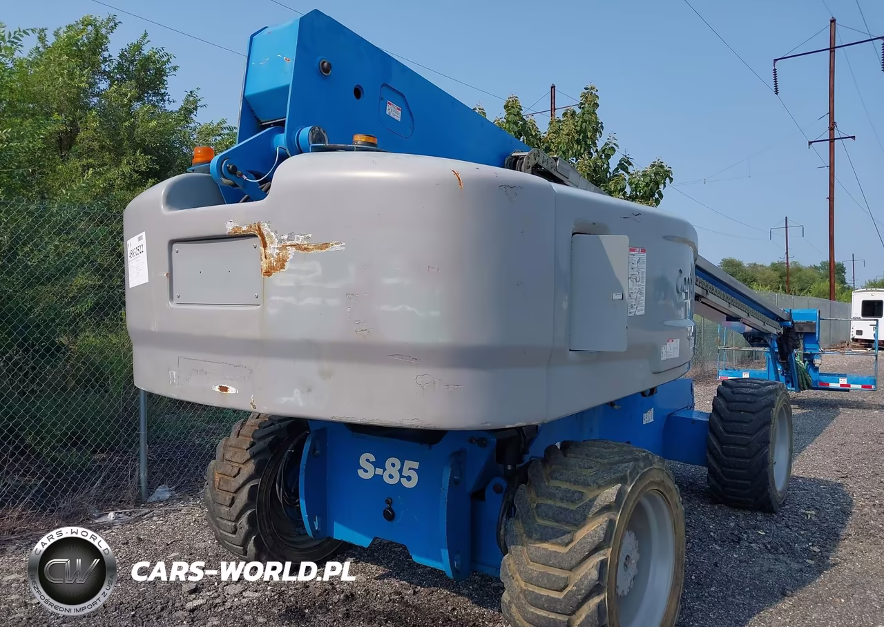 2011 Genie S-85 Boom Lift VIN:00000000S85118592 - 10