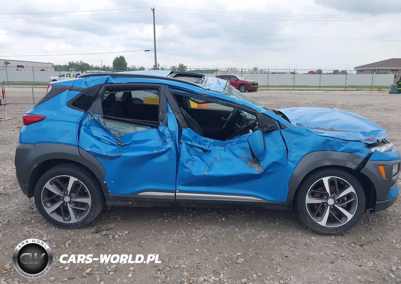 2018 Hyundai Kona Ultimate VIN:KM8K5CA56JU064653 - 12