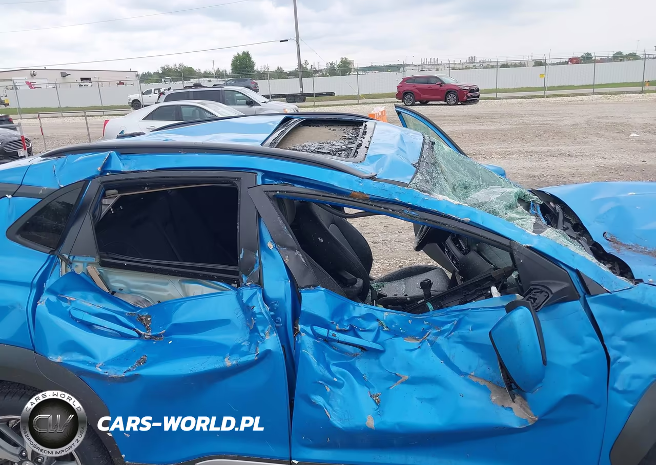 2018 Hyundai Kona Ultimate VIN:KM8K5CA56JU064653 - 16
