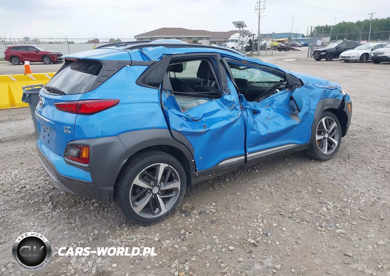2018 Hyundai Kona Ultimate VIN:KM8K5CA56JU064653 - 4