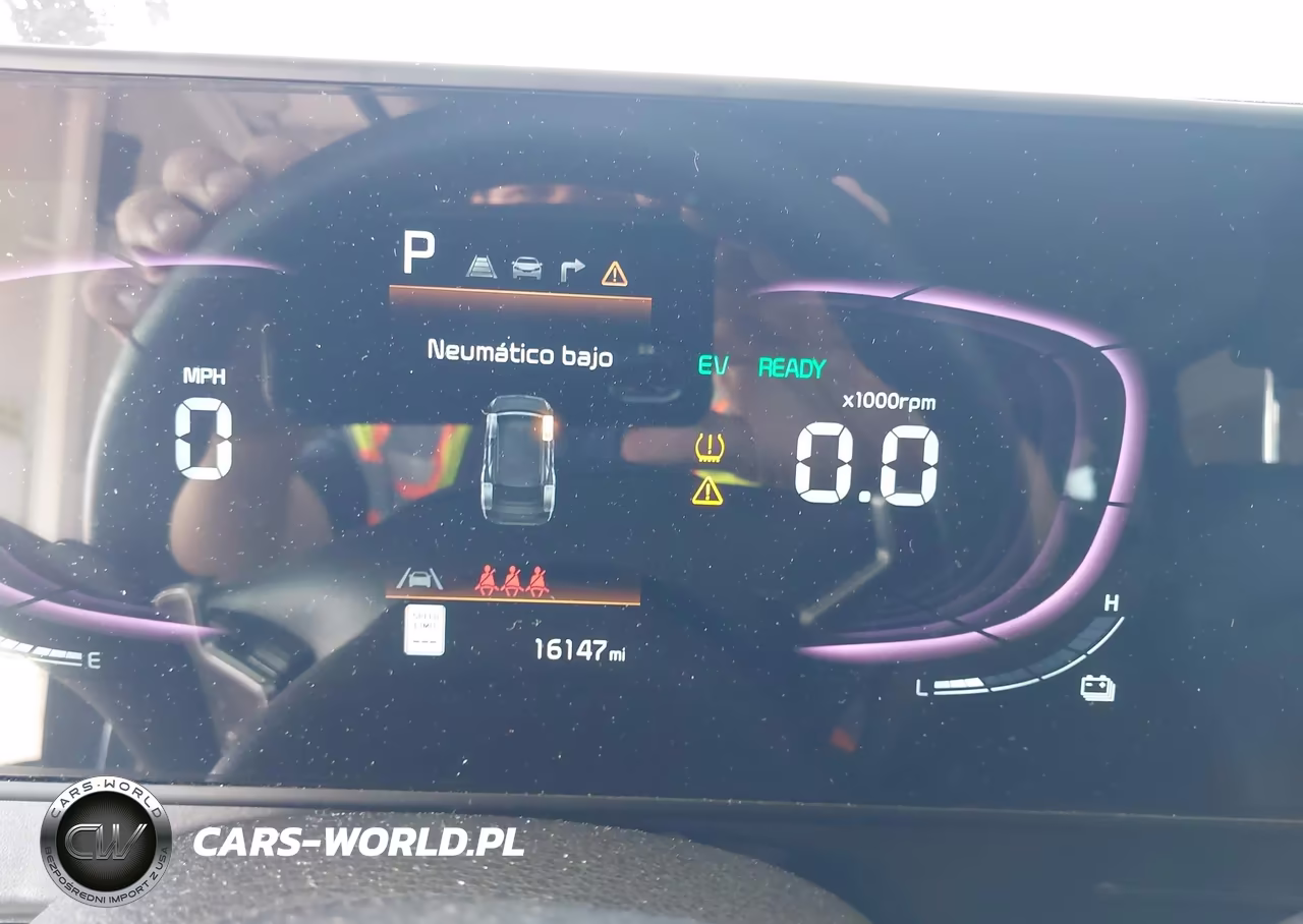 2025 Kia Sportage Hybrid Ex VIN:KNDPVCDG7S7255554 - 16