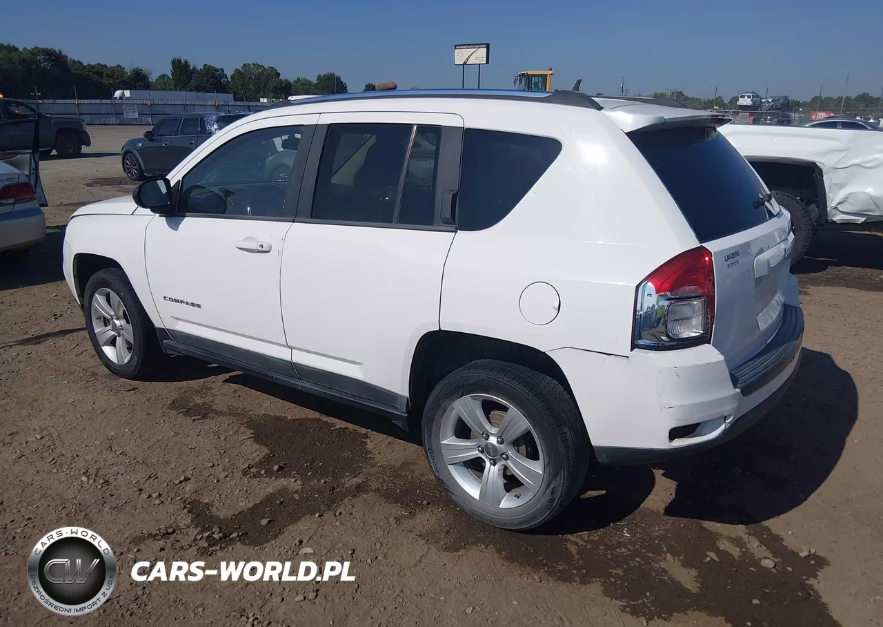 2011 Jeep Compass VIN:1J4NT1FB6BD241109 - 3