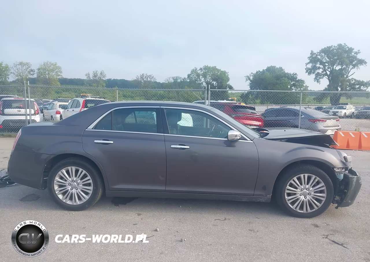 2014 Chrysler 300C Awd VIN:2C3CCAKG4EH265015 - 13