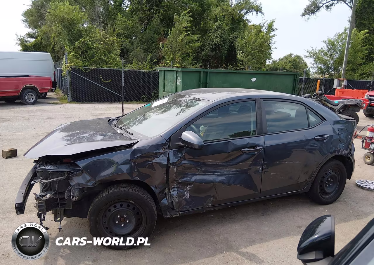 2017 Toyota Corolla Le VIN:5YFBURHE9HP593036 - 14