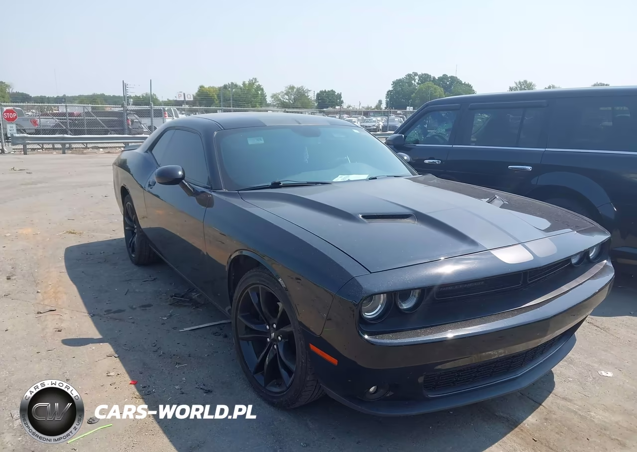 2017 Dodge Challenger Sxt