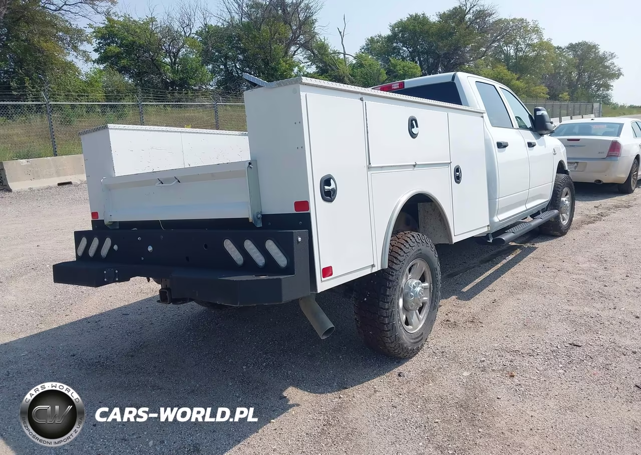 2024 Ram 2500 Tradesman VIN:3C6UR5HL6RG141027 - 4