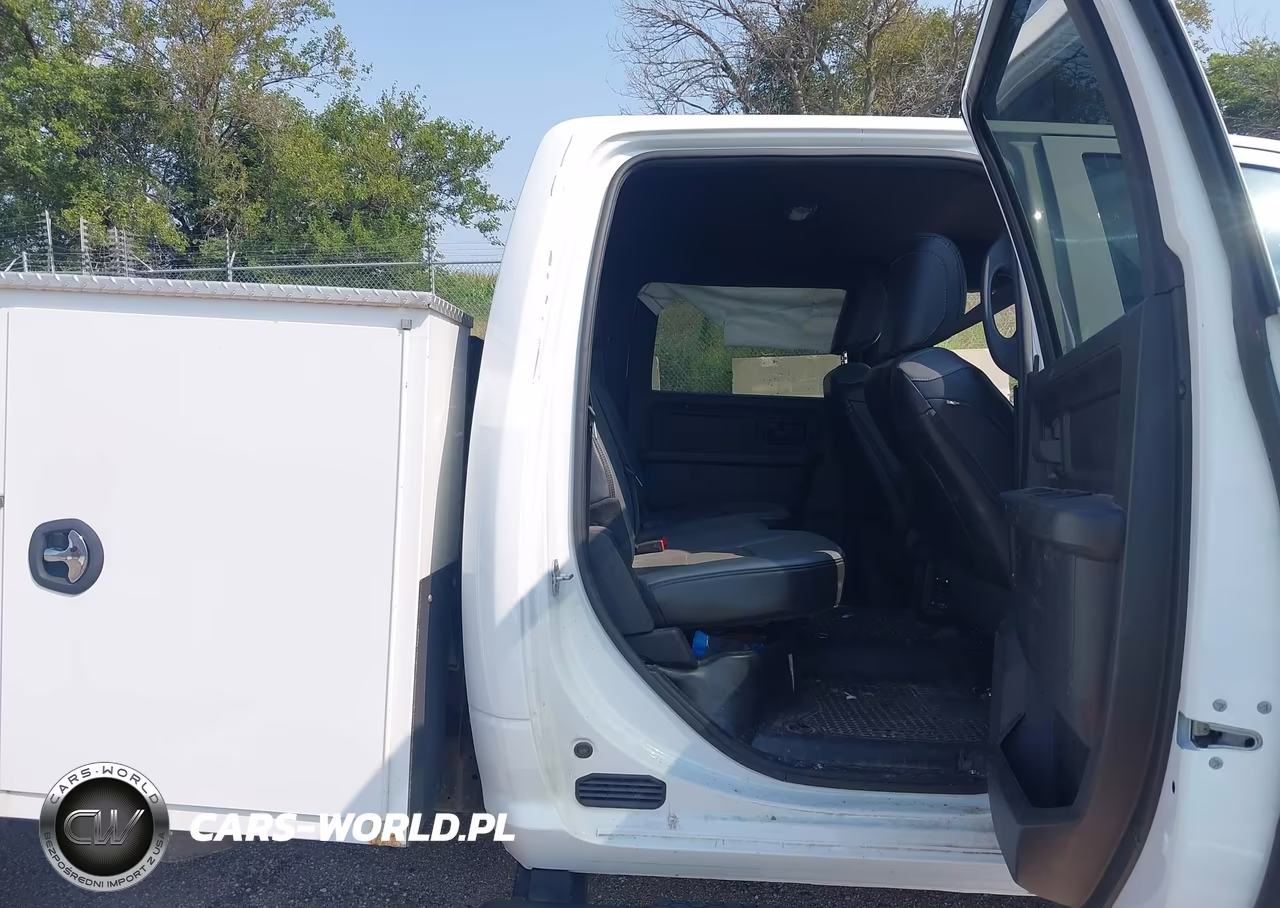 2024 Ram 2500 Tradesman VIN:3C6UR5HL6RG141027 - 8