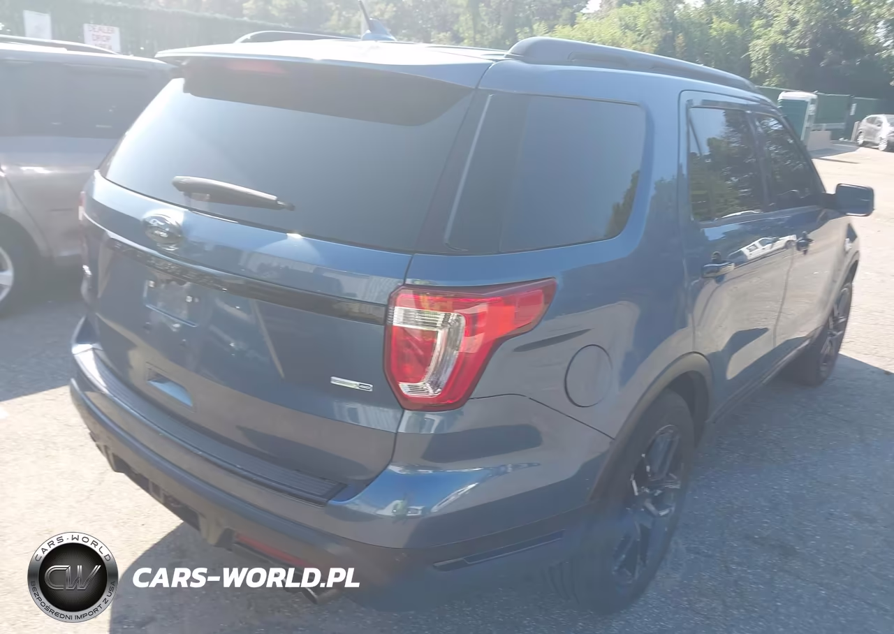 2018 Ford Explorer Sport VIN:1FM5K8GT7JGA39249 - 4