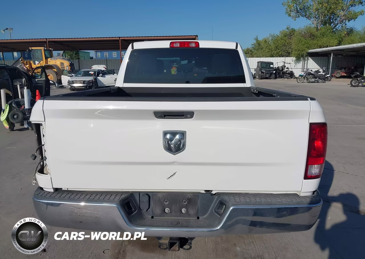 2018 Ram 1500 Tradesman 4X2 6'4 Box VIN:1C6RR6FGXJS299322 - 17
