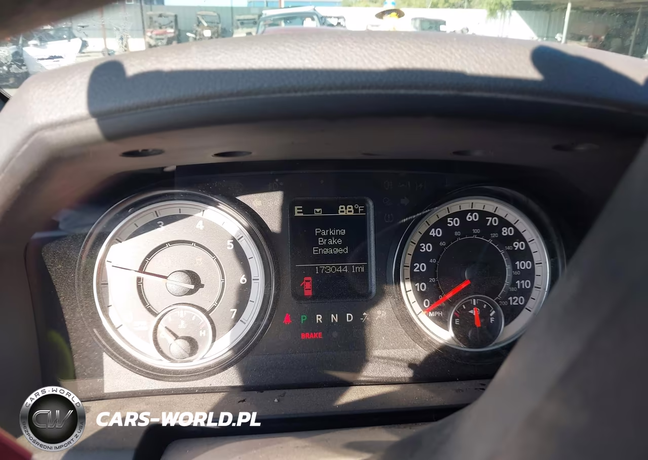 2018 Ram 1500 Tradesman 4X2 6'4 Box VIN:1C6RR6FGXJS299322 - 7