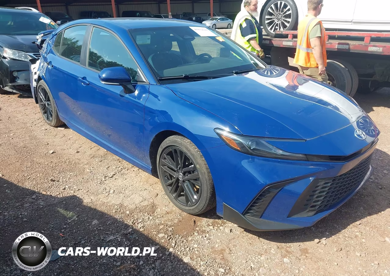 2025 Toyota Camry Se – zdjęcie 1 z 16