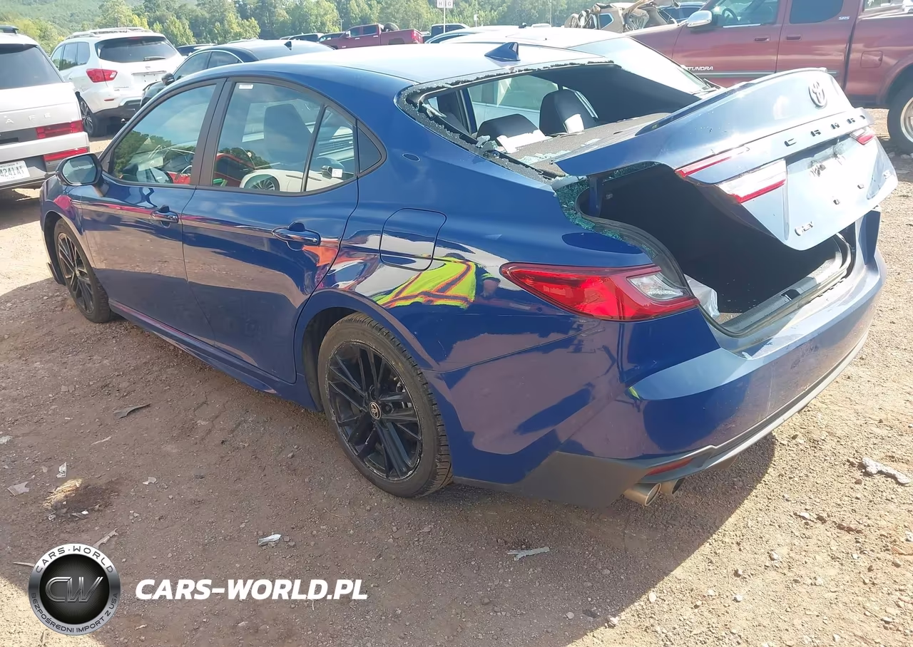 2025 Toyota Camry Se VIN:4T1DAACK1SU035557 - 3