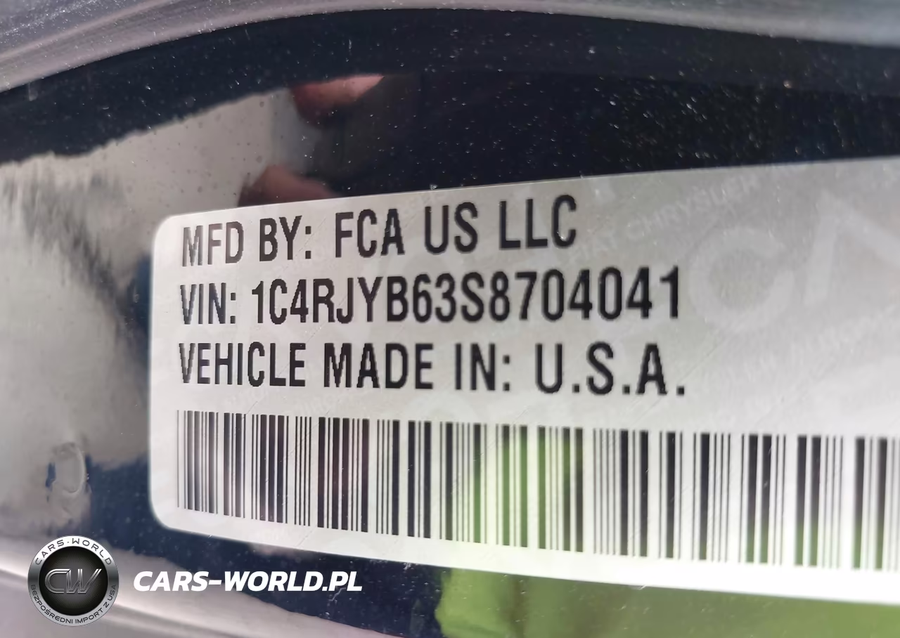 2025 Jeep Grand Cherokee 4Xe VIN:1C4RJYB63S8704041 - 9