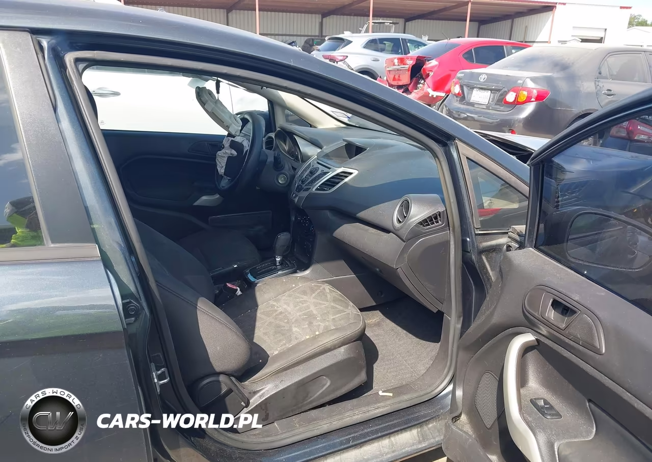 2011 Ford Fiesta Se VIN:3FADP4EJ1BM145205 - 5