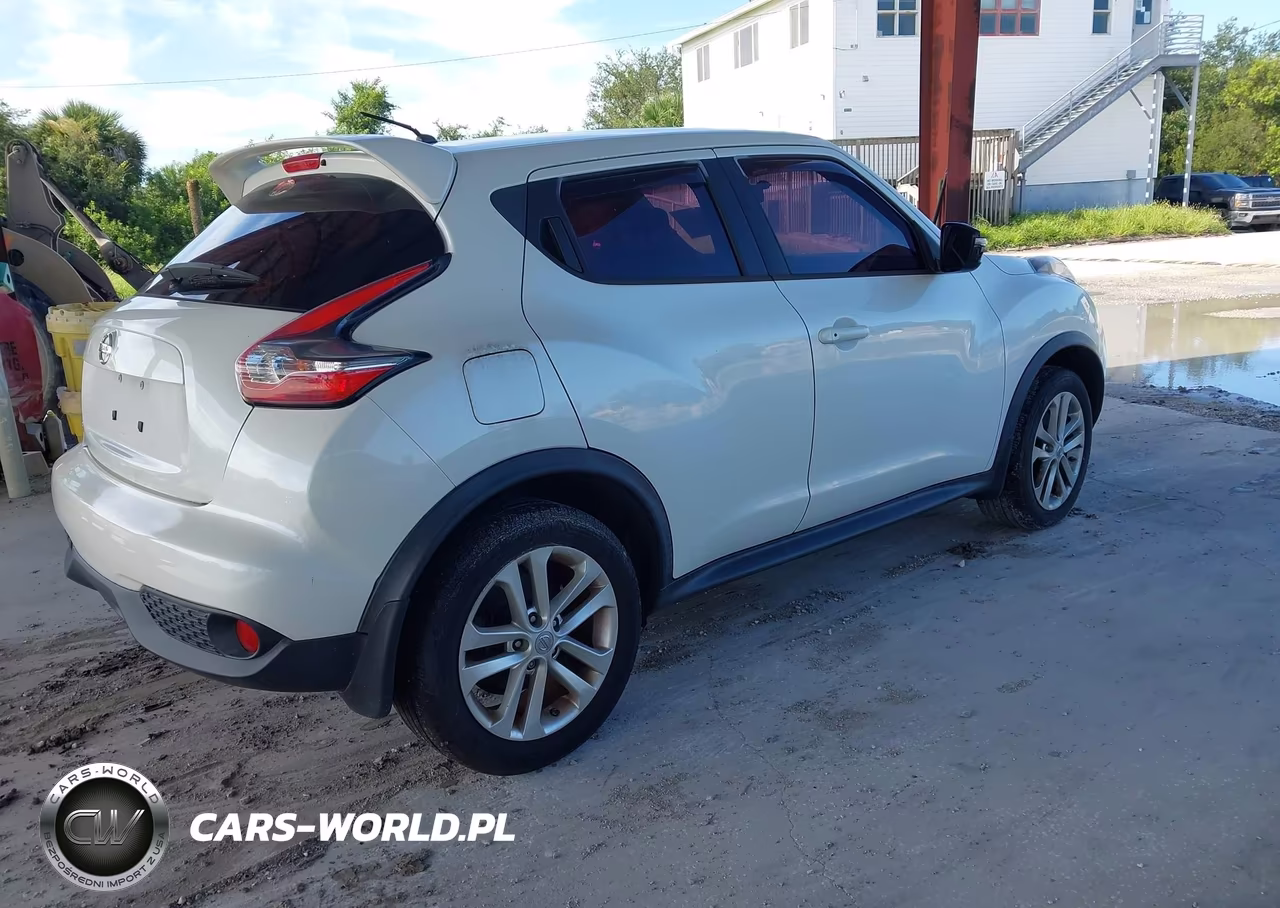 2015 Nissan Juke S VIN:JN8AF5MR6FT504346 - 4