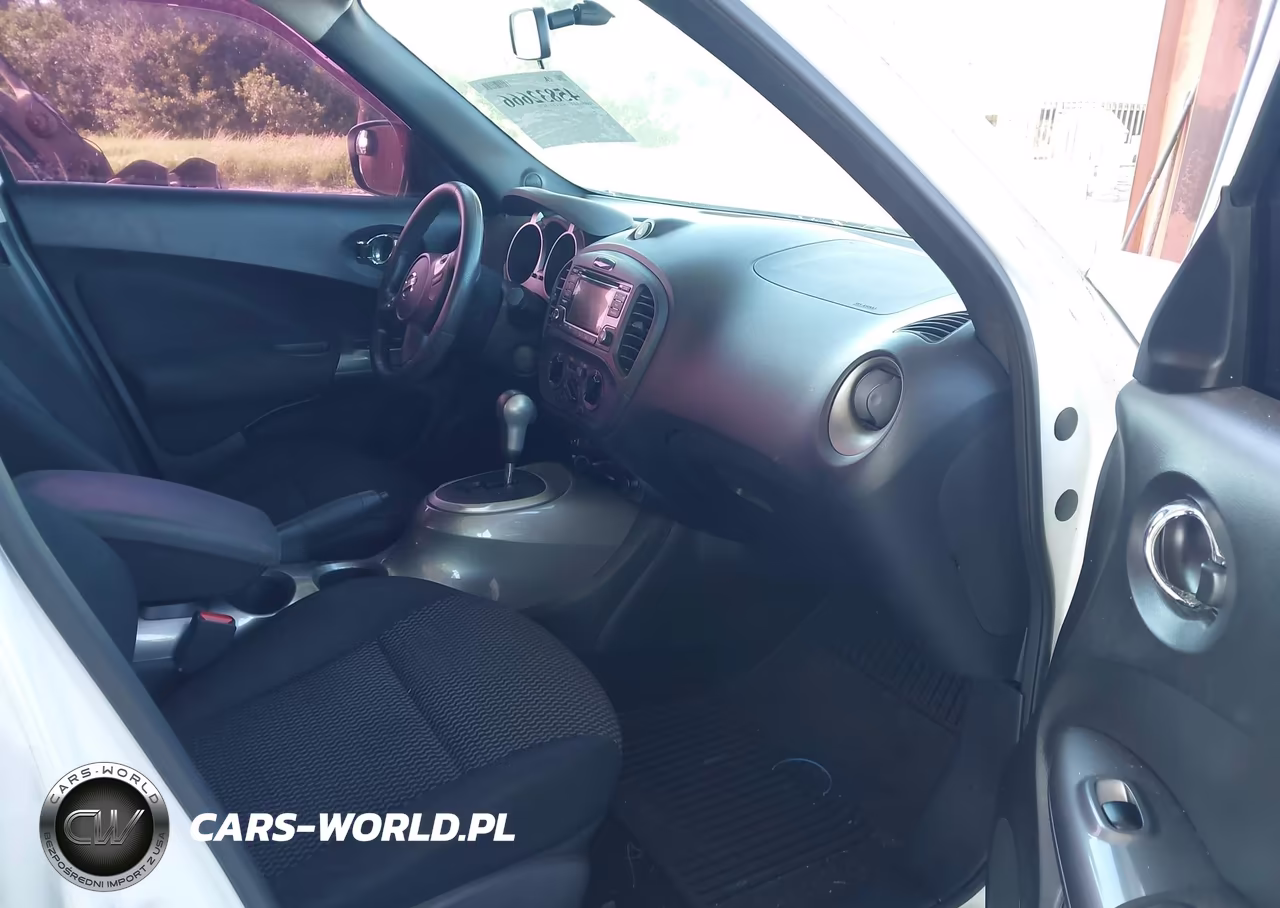 2015 Nissan Juke S VIN:JN8AF5MR6FT504346 - 5