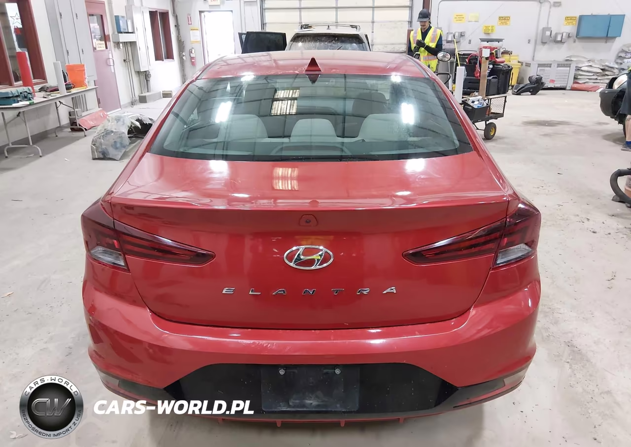 2020 Hyundai Elantra Sel VIN:5NPD84LFXLH543297 - 17