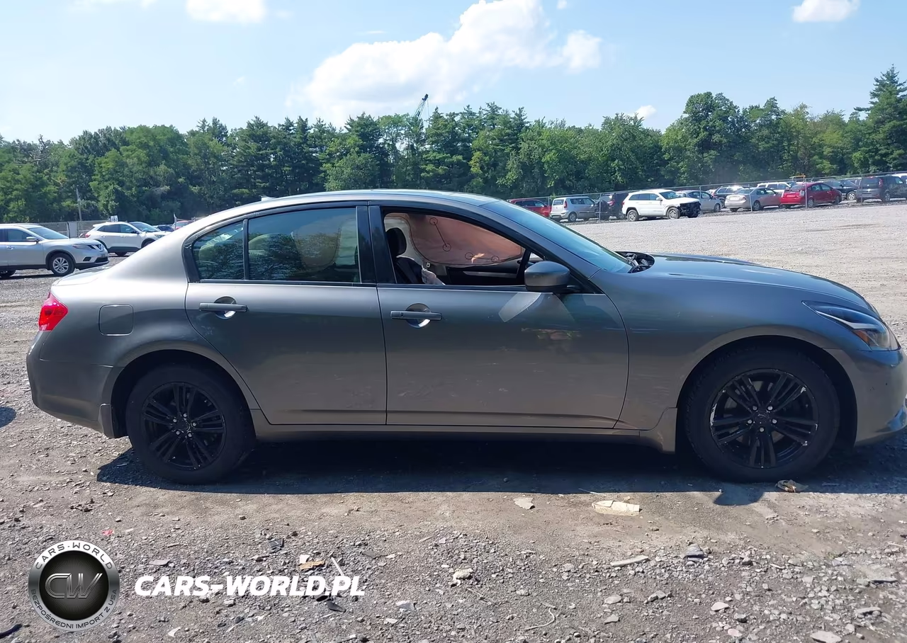 2015 Infiniti Q40 VIN:JN1CV6AR0FM651292 - 13