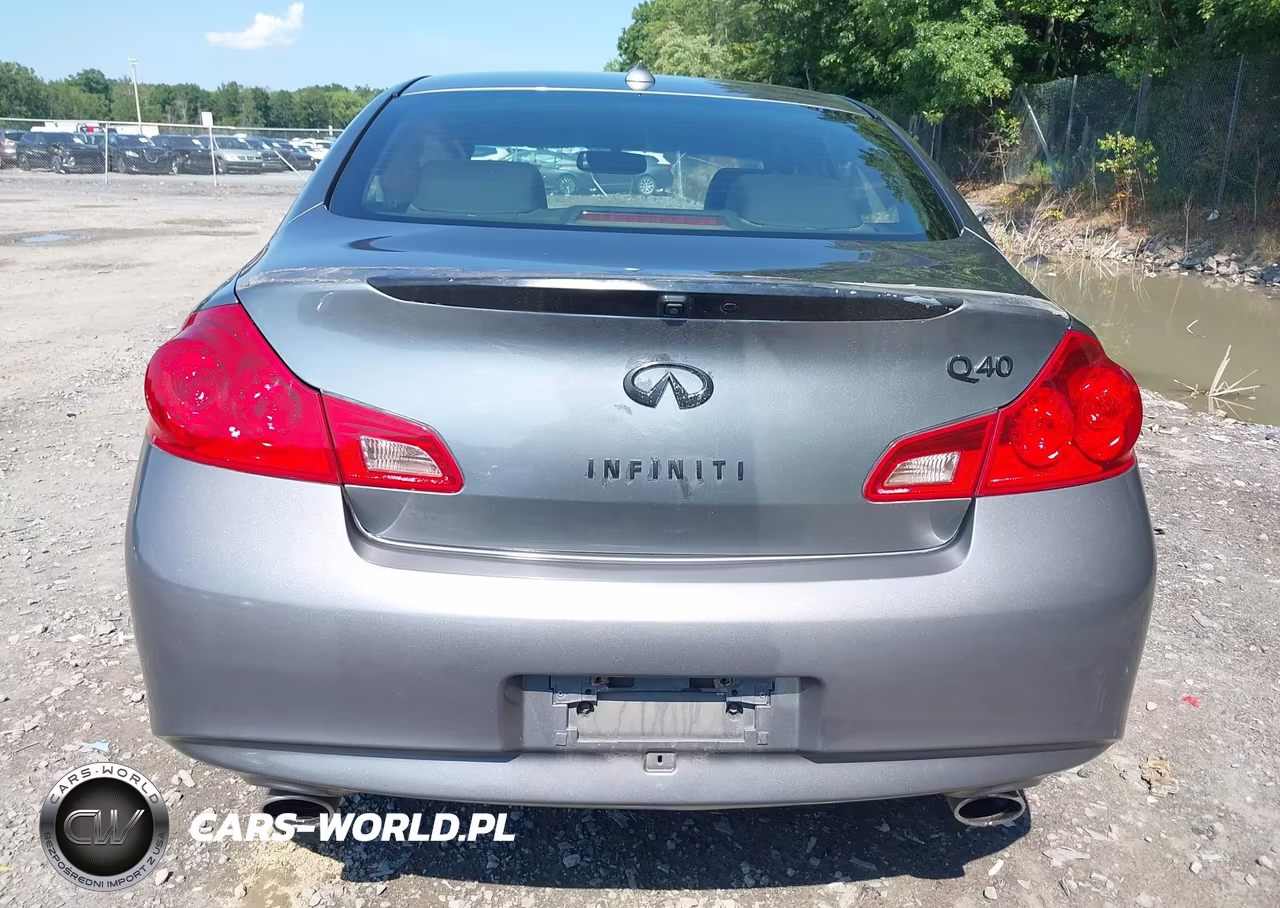 2015 Infiniti Q40 VIN:JN1CV6AR0FM651292 - 16