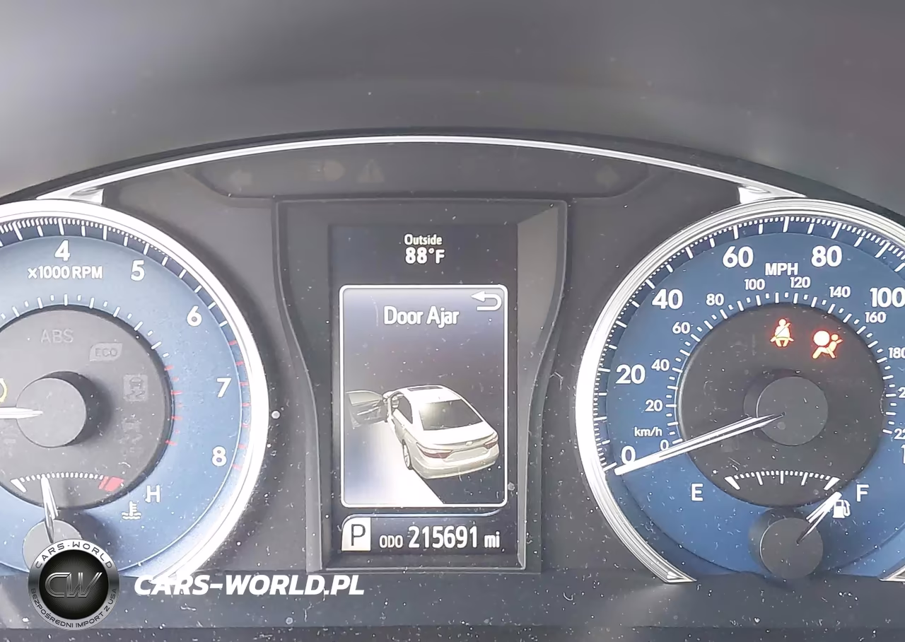 2016 Toyota Camry Le VIN:4T1BF1FK2GU164645 - 16