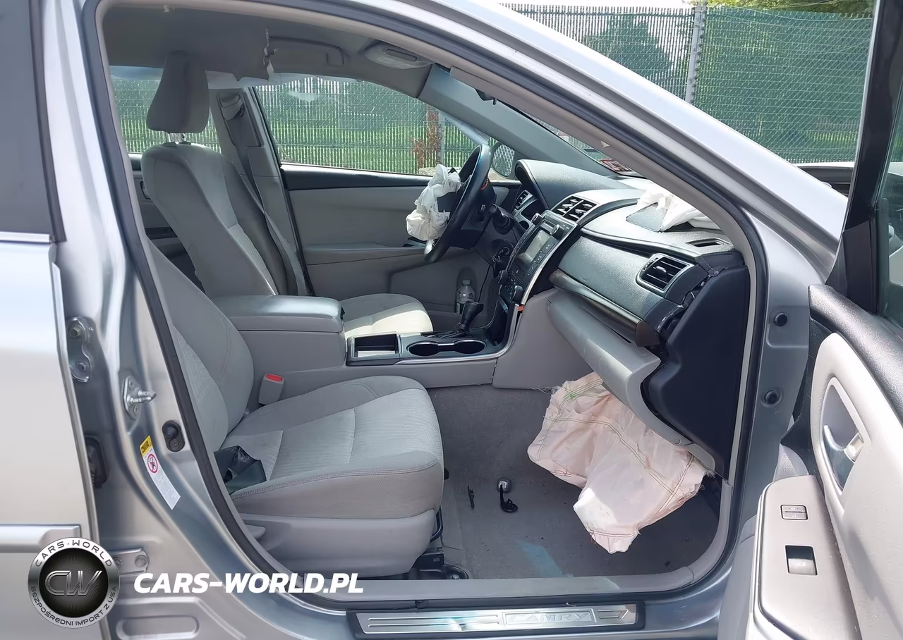 2016 Toyota Camry Le VIN:4T1BF1FK2GU164645 - 5