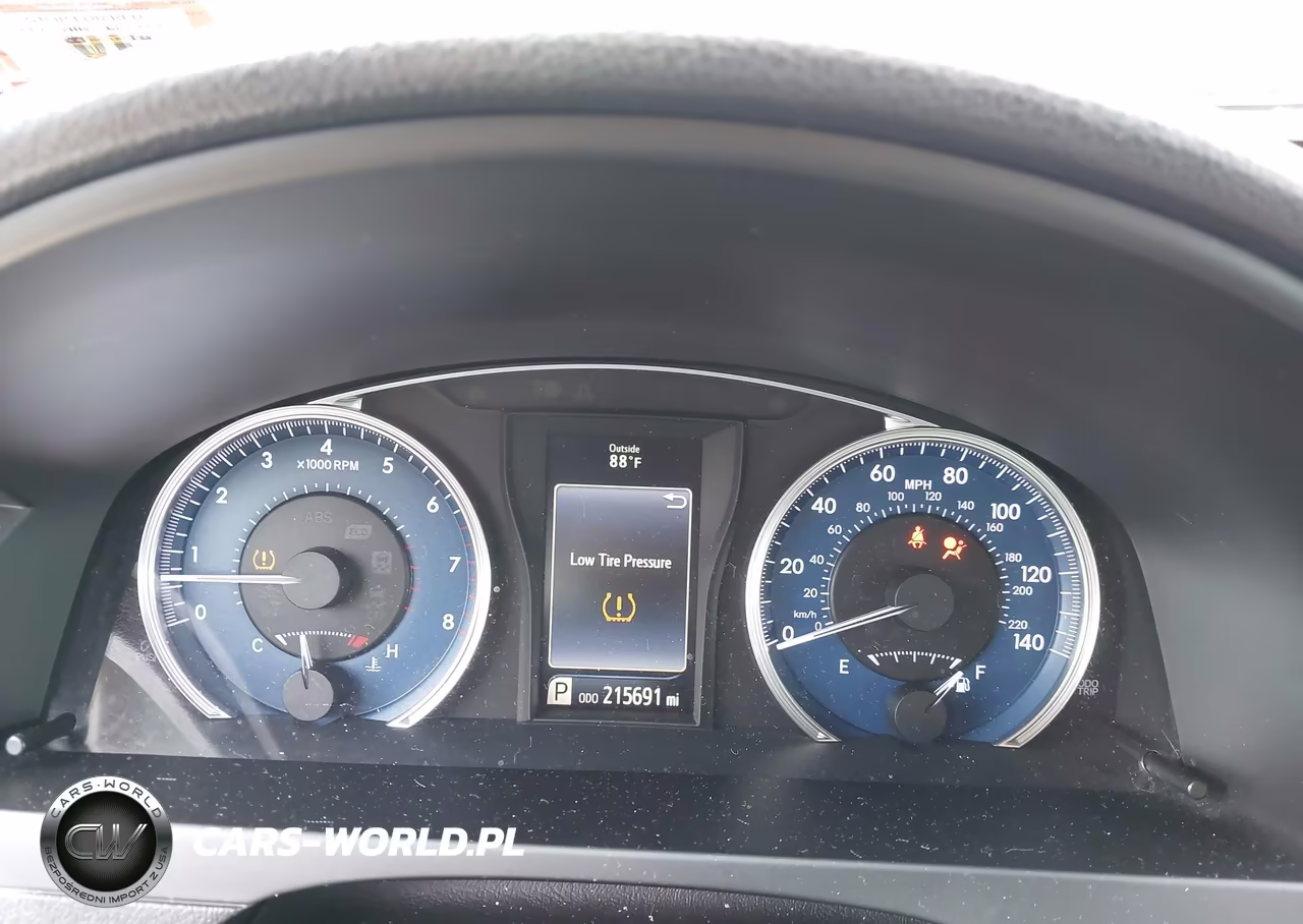 2016 Toyota Camry Le VIN:4T1BF1FK2GU164645 - 7