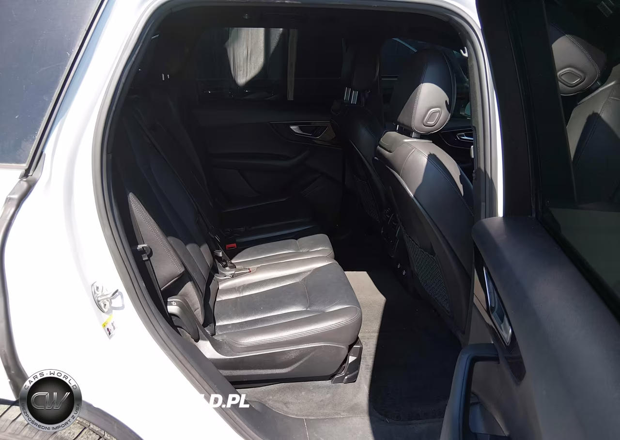 2018 Audi Q7 3.0T Premium VIN:WA1AAAF71JD053807 - 8