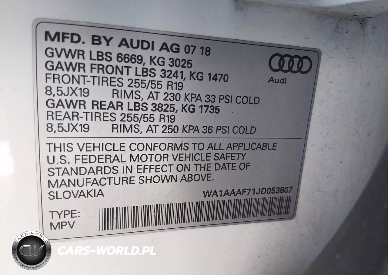 2018 Audi Q7 3.0T Premium VIN:WA1AAAF71JD053807 - 9