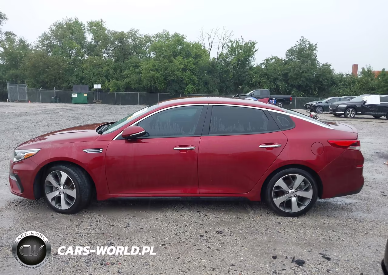 KIA OPTIMA VIN:5XXGT4L31LG450083 - 14
